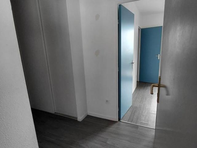 Location Appartement à ST JEAN DE VAULX