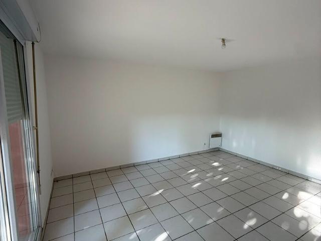 Location Appartement à ST LOUIS DE MONTFERRAND 33440
