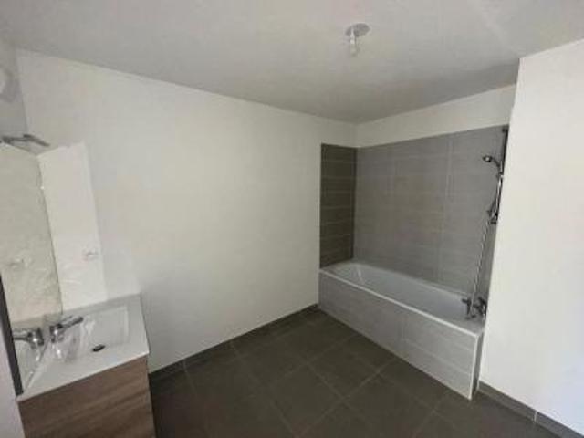 location appartement agde 3 pièces 78 m2 herault 34300 866 € / mois