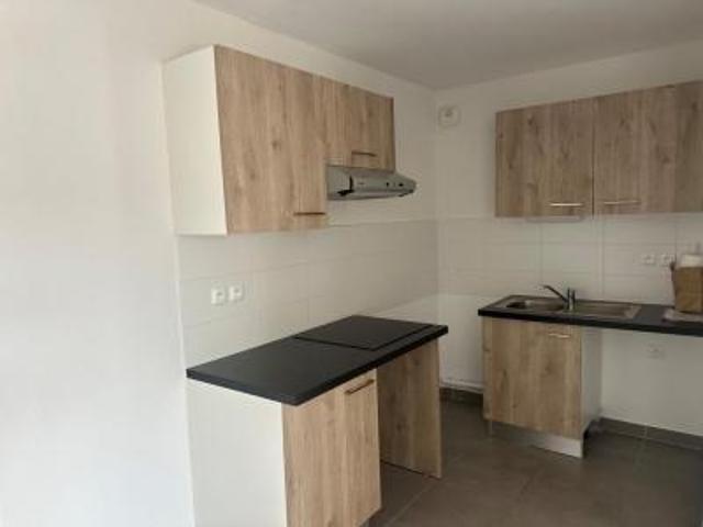location appartement agde 4 pièces 88 m2 herault 34300 895 € / mois