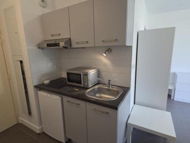 location appartement agriculture 1 pièce 19 m2 herault 34000 523 €