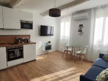 Location appartement Aix en Provence, 1 pièce, 23.58 m², 1164 € / Mois Charges comprises