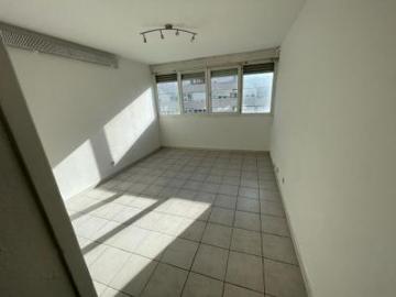 location appartement aix en provence 1 pièce 23 m2 bouches du rhone 13090 544 € / mois