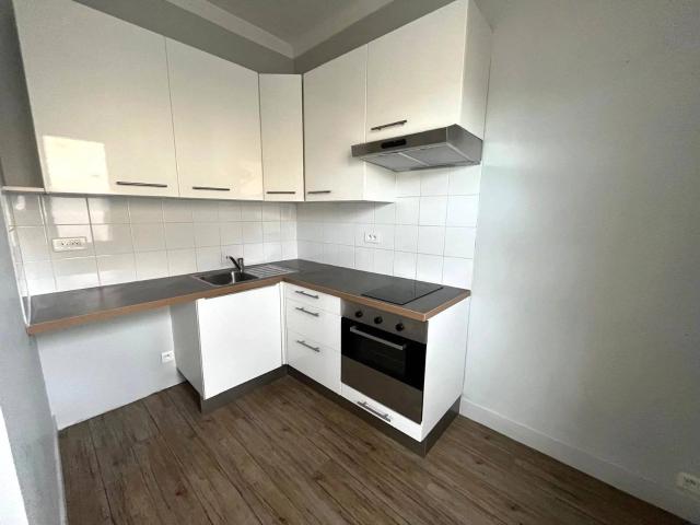 Location appartement Aix en Provence, 1 pièce, 34.01 m², 847 € / Mois Charges comprises