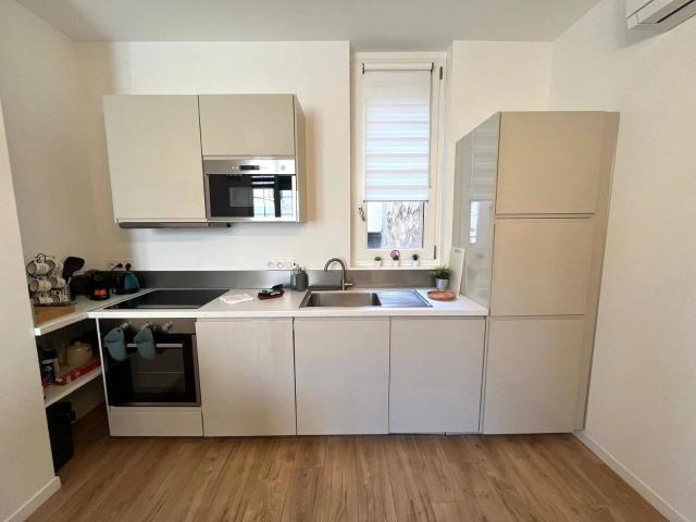 Location appartement Aix en Provence, 2 pièces, 1 chambre, 44.17 m², 1357 € / Mois Charges comprises