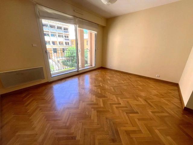 Location appartement Aix en Provence, 4 pièces, 3 chambres, 105 m², 2725 € / Mois Charges comprises