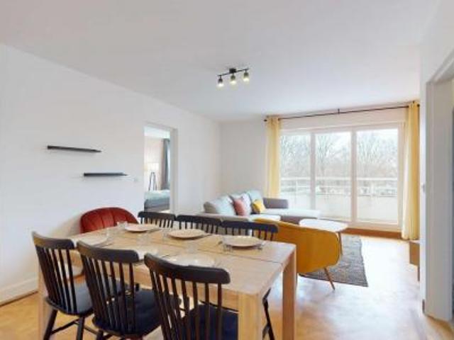 location appartement aix en provence 6 pièces 101 m2 bouches du rhone 13090 680 € / mois