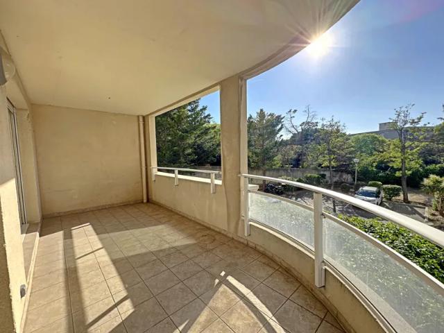 Location Appartement Allée Albeniz, Marseille