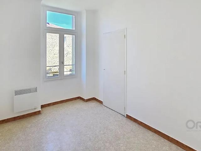 Location Appartement Allée Arago, Prades