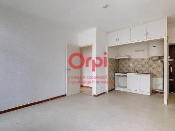 Location Appartement Allée Arago, Prades