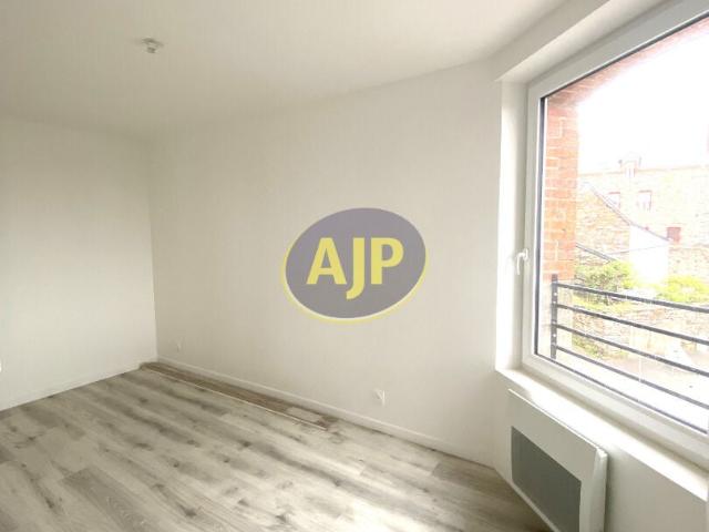 Location Appartement Allée de la Table, La Ferté Saint Aubin