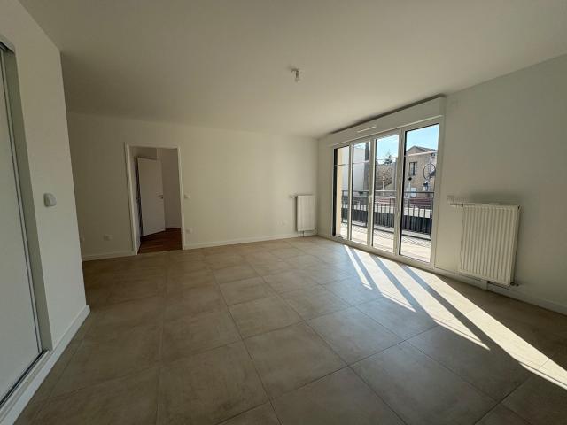 Location Appartement Allée de la Croix Saint Jacques, Saint Leu la Forêt
