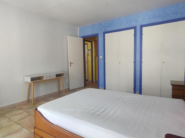 Location Appartement Allée de Rive Male, Montbolo