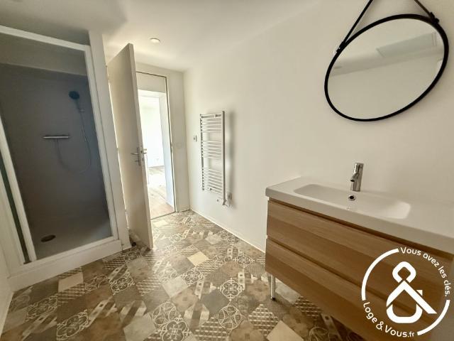 Location Appartement Allée de Siloë, La Vallié
