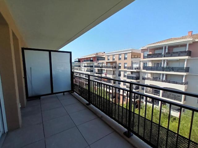 Location Appartement Allée des Aviateurs, Toulon