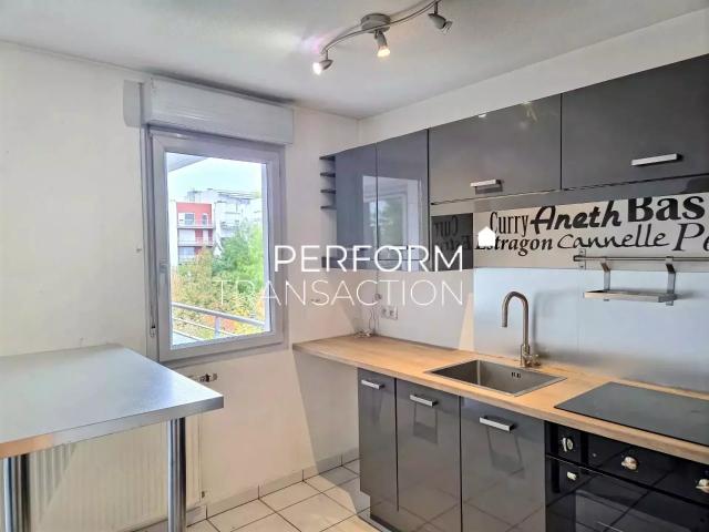 Location Appartement Allée des Deux Mondes, Grenoble