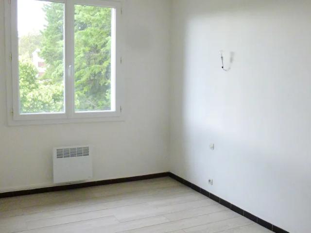 Location Appartement Avenue Jean Moulin, Manosque