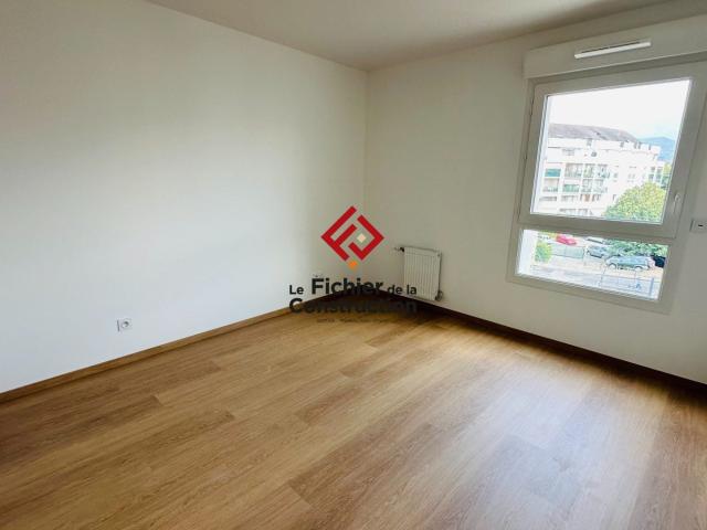 Location Appartement Allée du Parc Georges Pompidou, Grenoble