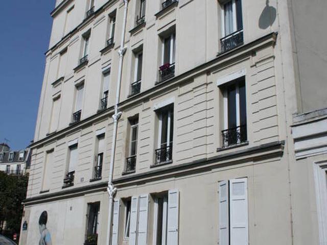 Location Appartement Allée Éric Chabeur, Paris