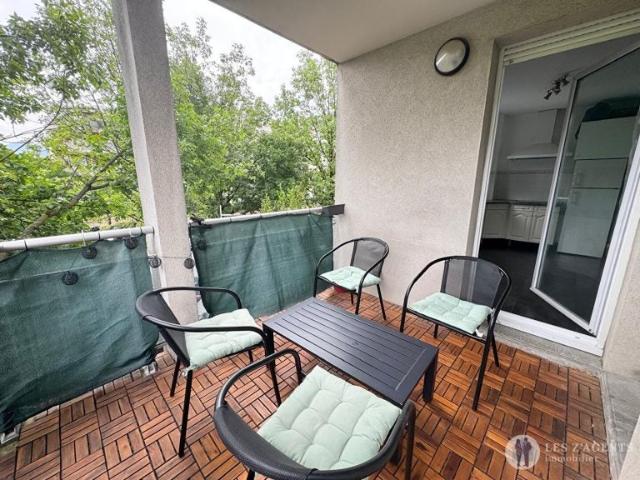 Location Appartement Allée Eugène Sue, Échirolles