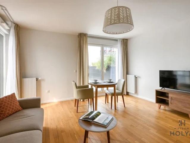Location Appartement Allée Gisèle Halimi, Clichy