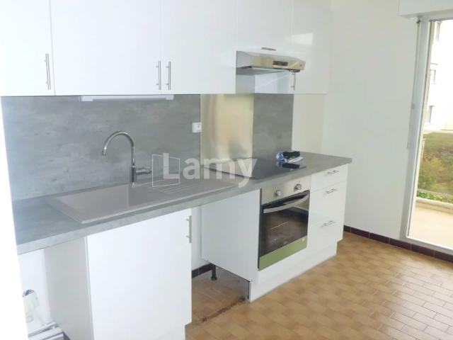 Location Appartement Allée Guillaume Apollinaire, Dijon