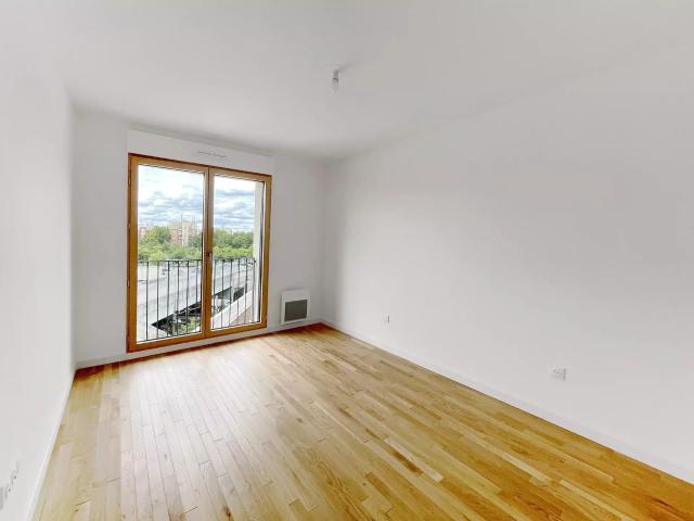 Location Appartement Allée Rose Dieng Kuntz, Paris