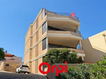 Location Appartement Rue Raimu, Bandol