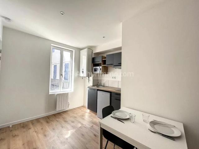 Location Appartement Ancien Chemin du Mont Dore à Clermont Ferrand, Chambon sur Lac