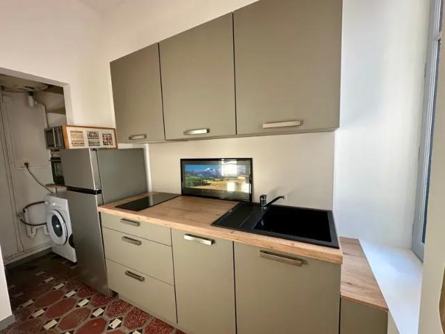 Location Appartement Rue Yvan Pelissier, Narbonne