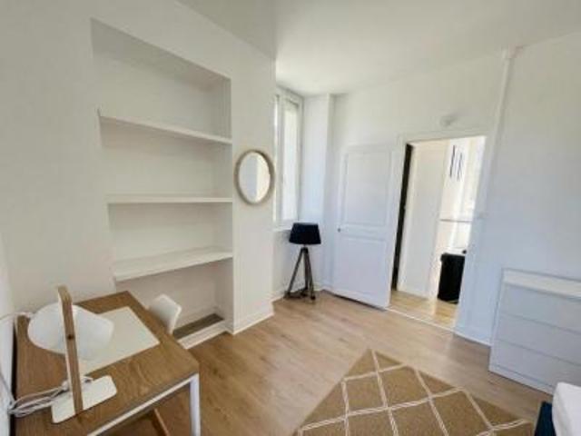 location appartement angouleme 1 pièce 23 m2 charente 16000 529 € / mois
