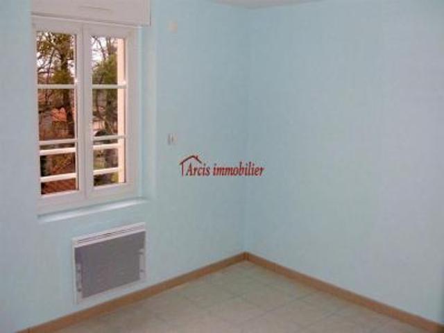 location appartement arcis sur aube 3 pièces 55 m2 aube 10700 565 € / mois
