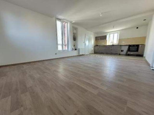 location appartement athis mons pyramide 3 pièces 58 m2 essonne 91200 1220 € / mois