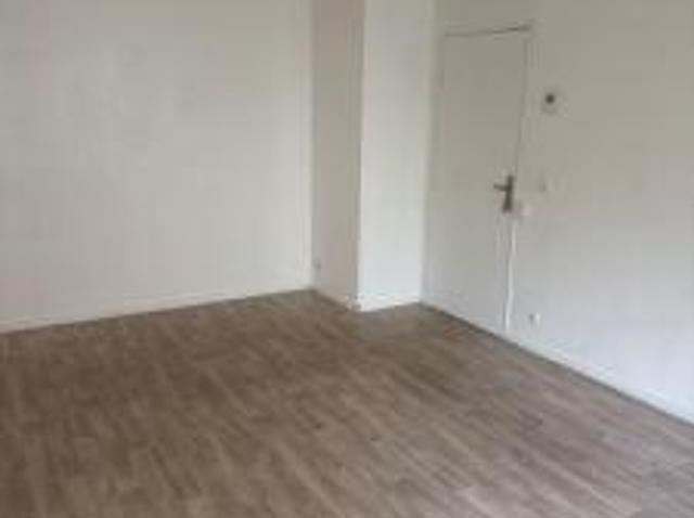location appartement aubervilliers 2 pièces 46 m2 seine saint denis 93300 980 € / mois