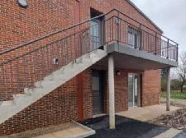 location appartement aubigny sur nere 2 pièces 57 m2 cher 18700 476 € / mois