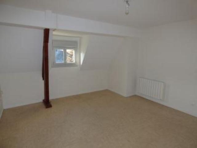 location appartement aubigny sur nere 3 pièces 63 m2 cher 18700 452 € / mois