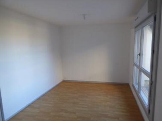 location appartement aubigny sur nere 3 pièces 79 m2 cher 18700 478 € / mois