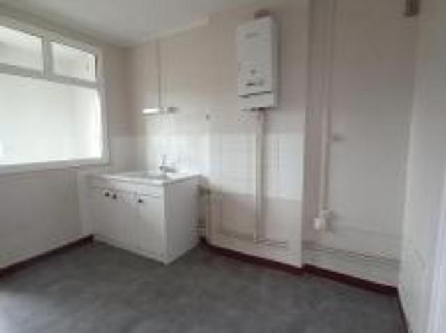location appartement autun 4 pièces 70 m2 saone et loire 71400 496 € / mois