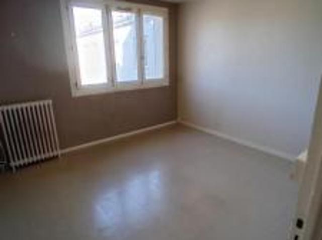 location appartement autun 1 pièce 29 m2 saone et loire 71400 291 € / mois