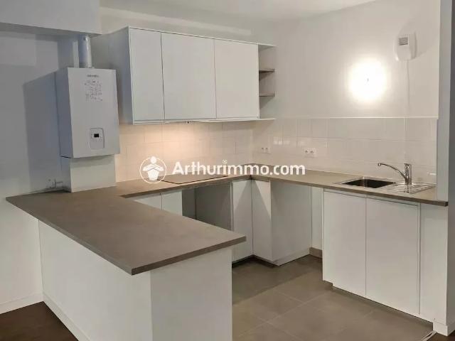 Location Appartement Autoroute du Soleil Pont sur L'Essonne, Ormoy