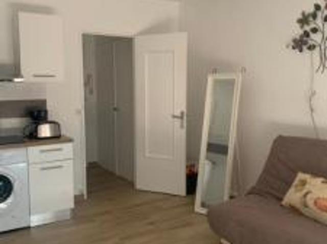 location appartement avon 1 pièce 23 m2 seine et marne 77210 760 € / mois