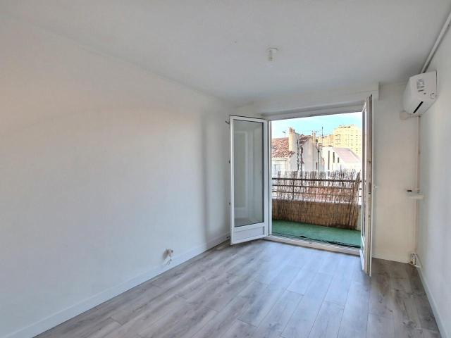 Location Appartement Avenue Camille Pelletan, Marseille