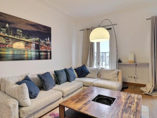 Location Appartement Avenue Carnot, Paris