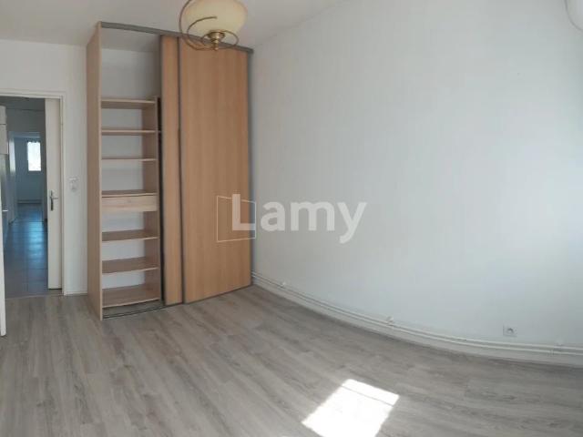 Location Appartement Avenue Carnot, Saint Max