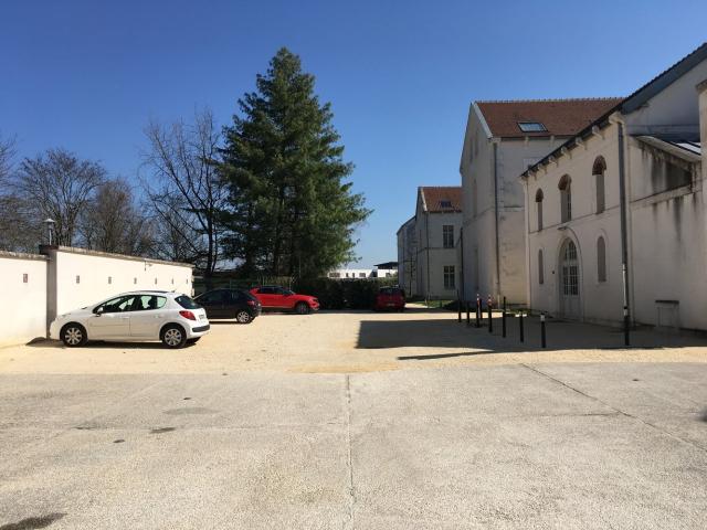 Location Appartement Avenue Charles de Gaulle, Auxerre