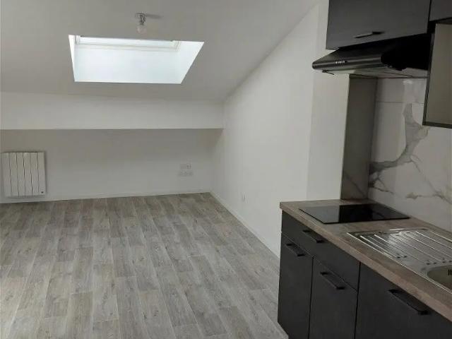 Location Appartement Avenue Charles de Gaulle, Lagnieu