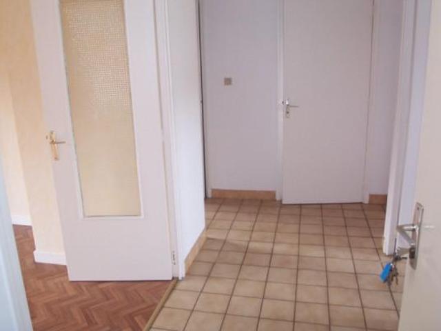 Location Appartement Avenue Charles de Gaulle, Monistrol sur Loire