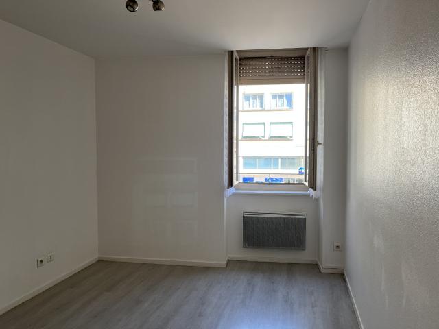 Location Appartement Avenue Charles de Gaulle, Tarare