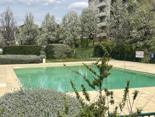 Location Appartement Avenue Claude Monet, Marseille