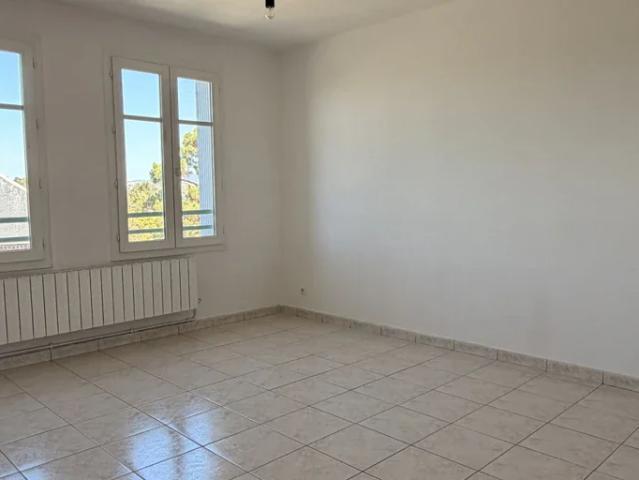 Location Appartement Avenue Clot Bey, Marseille
